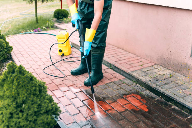 Why Choose Our Certified Pressure Washing Experts for Your Project Needs in Williamson, AZ?